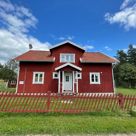 Вилла Humpen, Hultakra Марианнелунд Экстерьер фото