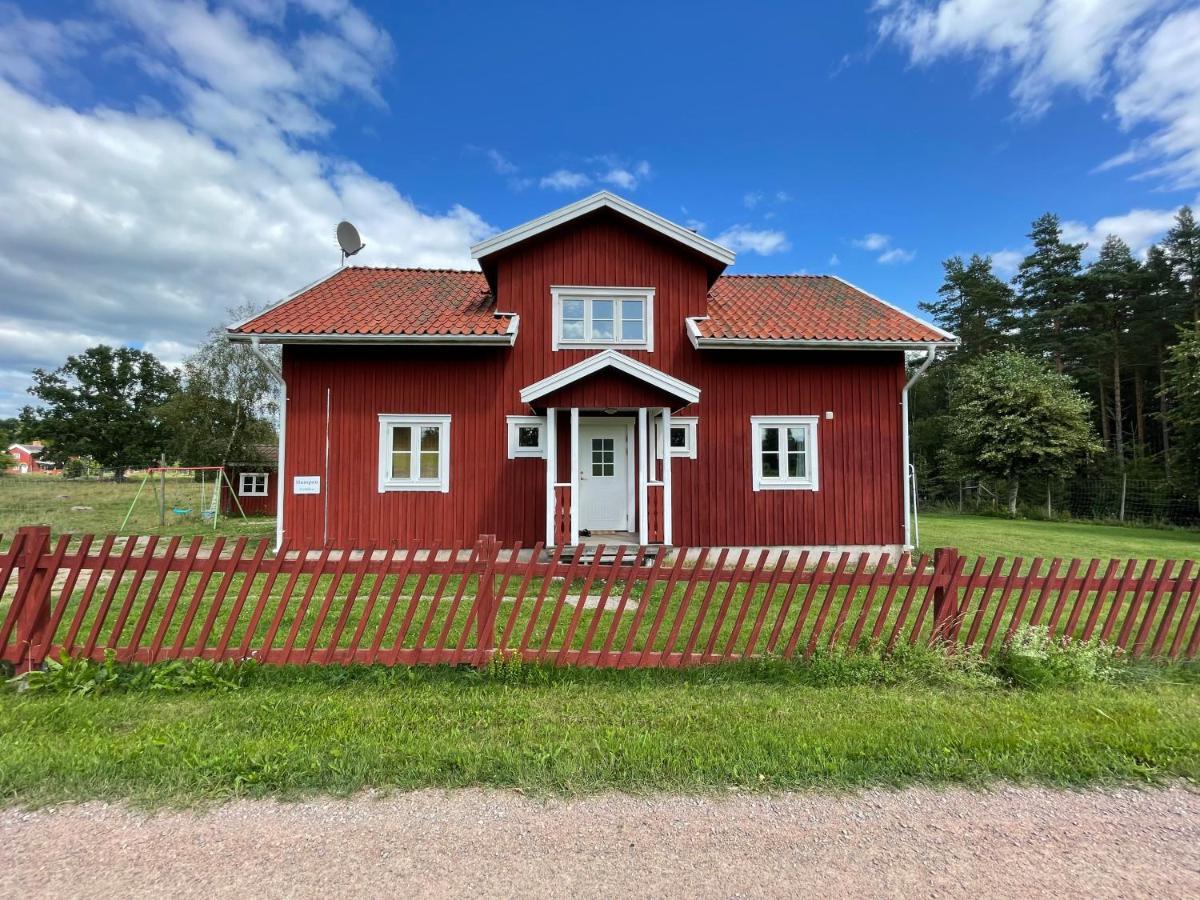 Вилла Humpen, Hultakra Марианнелунд Экстерьер фото